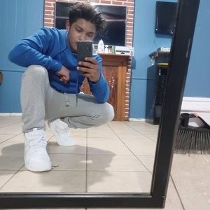 Meet your Posher, Felipe